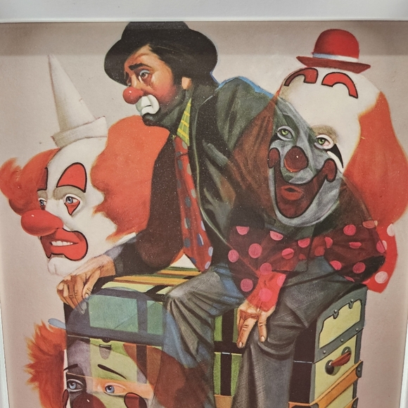 Oberstein Clown Sitting on Emmett Kelly Trunk Litho USA 1979 SCAFA Tornabene ART - Picture 2 of 8